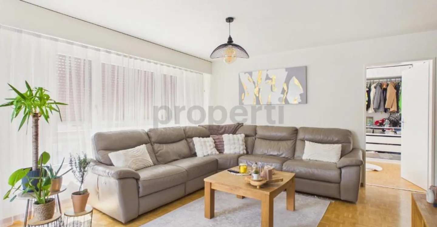 Bright 5.5-room apartment with balcony, Tafers - Photo 1 of 13