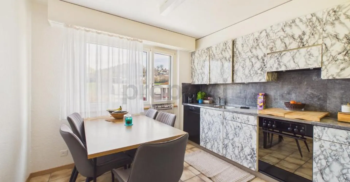 Bright 5.5-room apartment with balcony, Tafers - Photo 4 of 13
