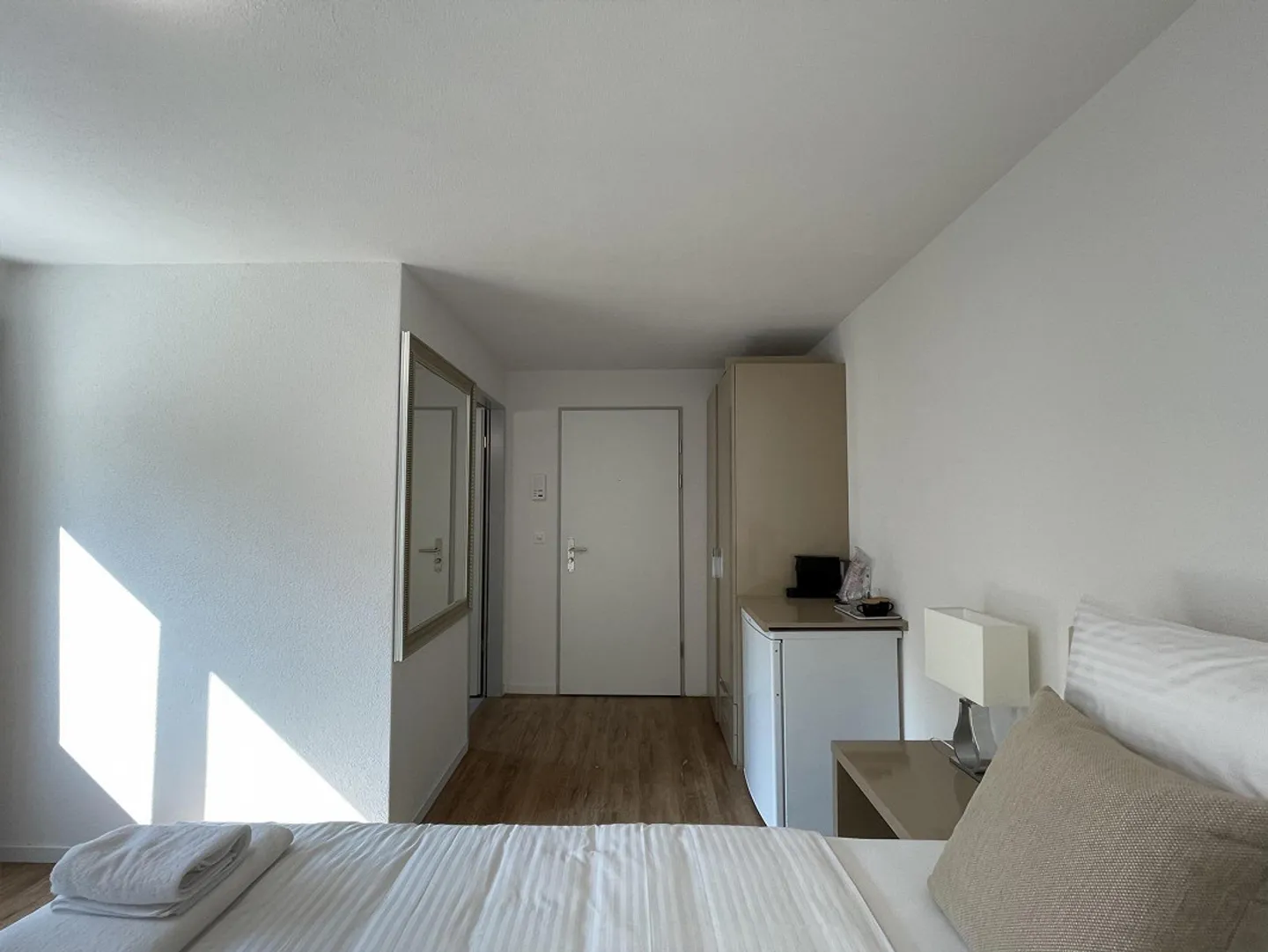 Appartement 1 pièce confortable à Küssnacht am Rigi meublé & central - Photo 2 sur 4