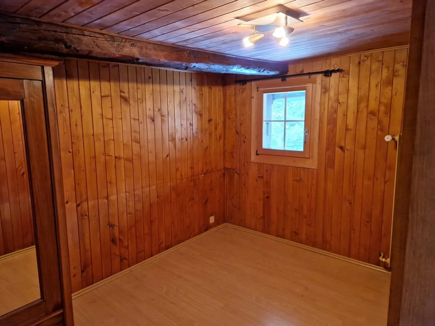 Chalet composed of two apartments - Central Street of the village of Evolène - Photo 7 of 9