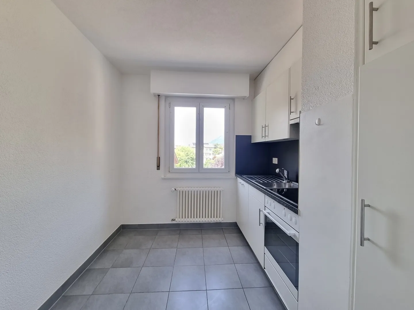 Incantevole appartamento di 3,5 stanze con bella vista libera - Foto 5 di 11