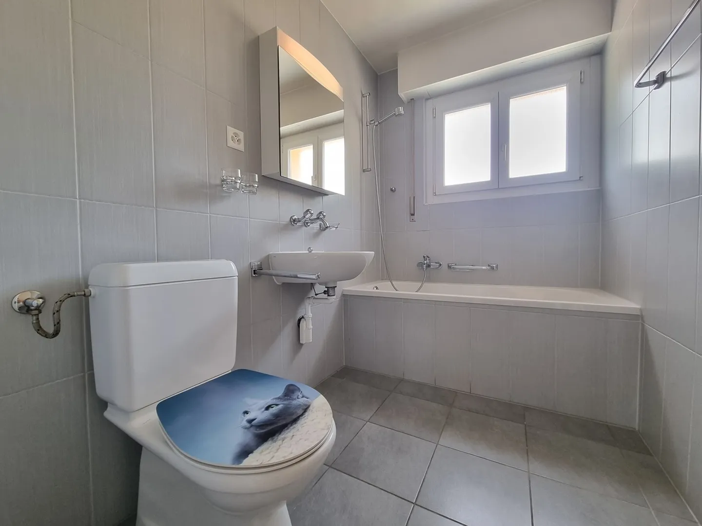 Incantevole appartamento di 3,5 stanze con bella vista libera - Foto 9 di 11