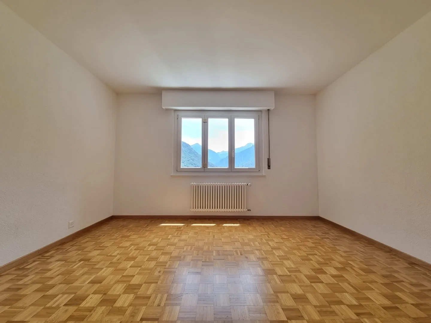 Incantevole appartamento di 3,5 stanze con bella vista libera - Foto 11 di 11