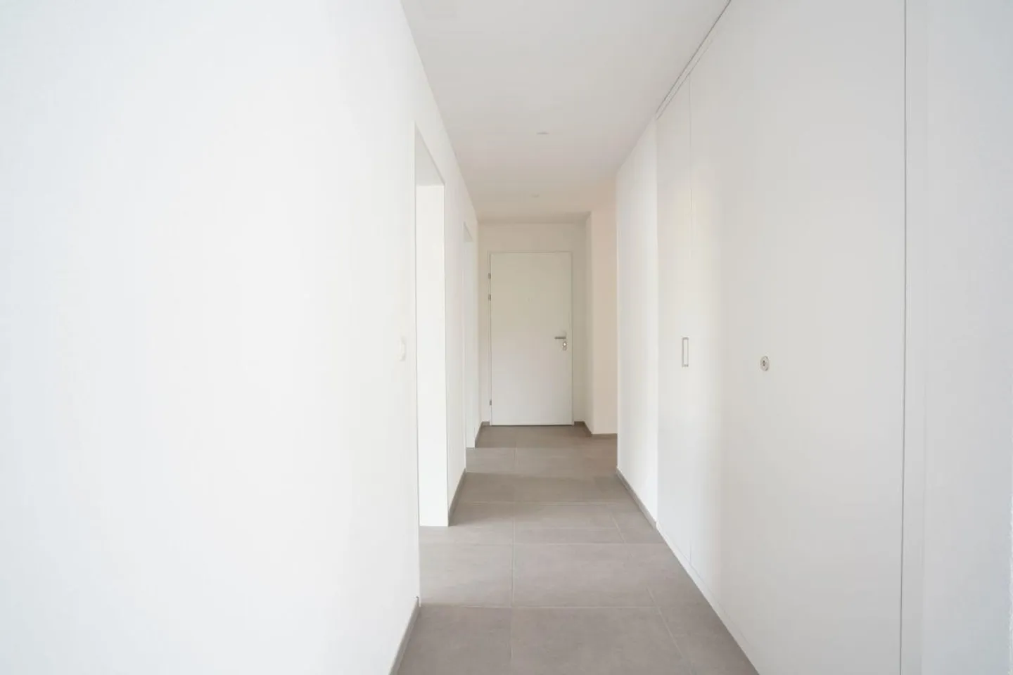 Vivere a contatto con la natura, vivere modernamente - Appartamento di 3,5 stanze con terrazza - Foto 5 di 11