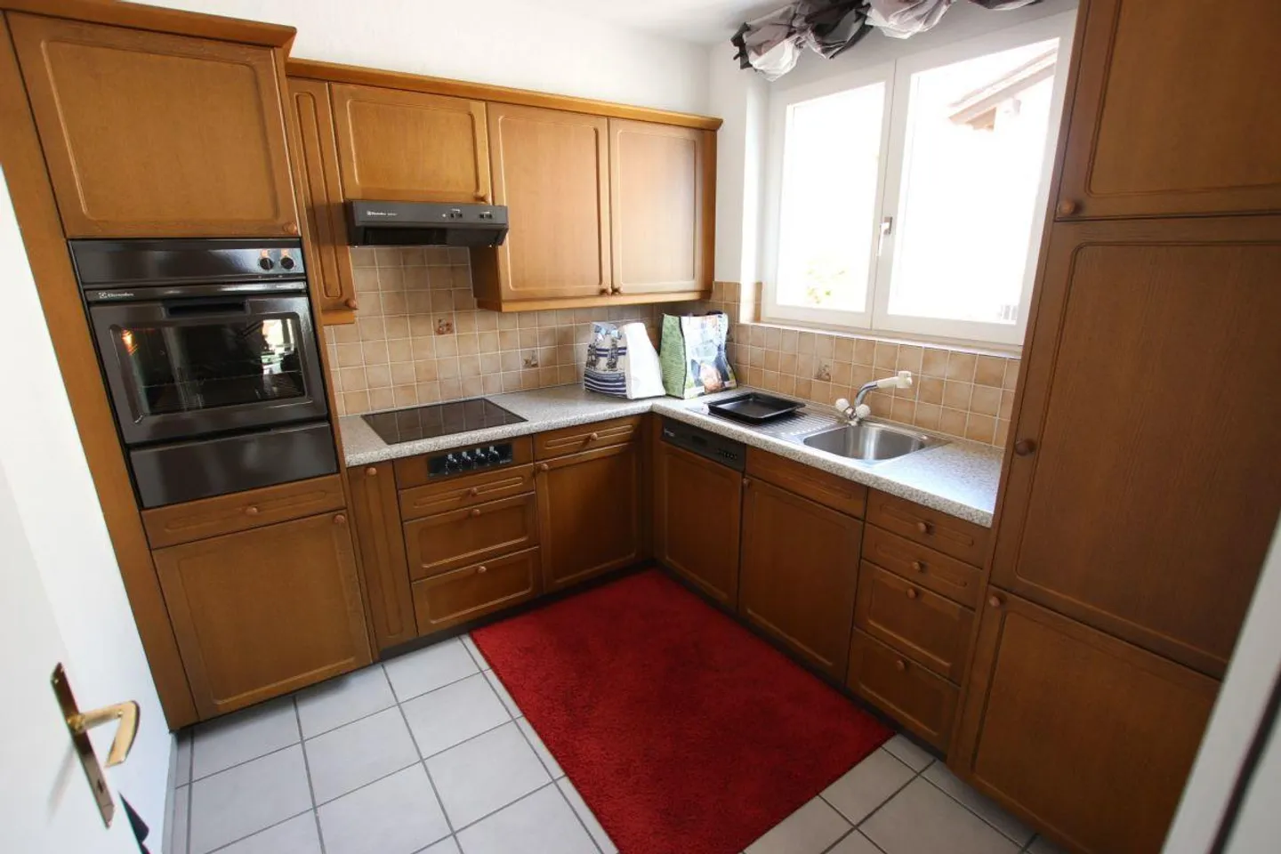 Penthouse Apartment - Photo 10 of 17