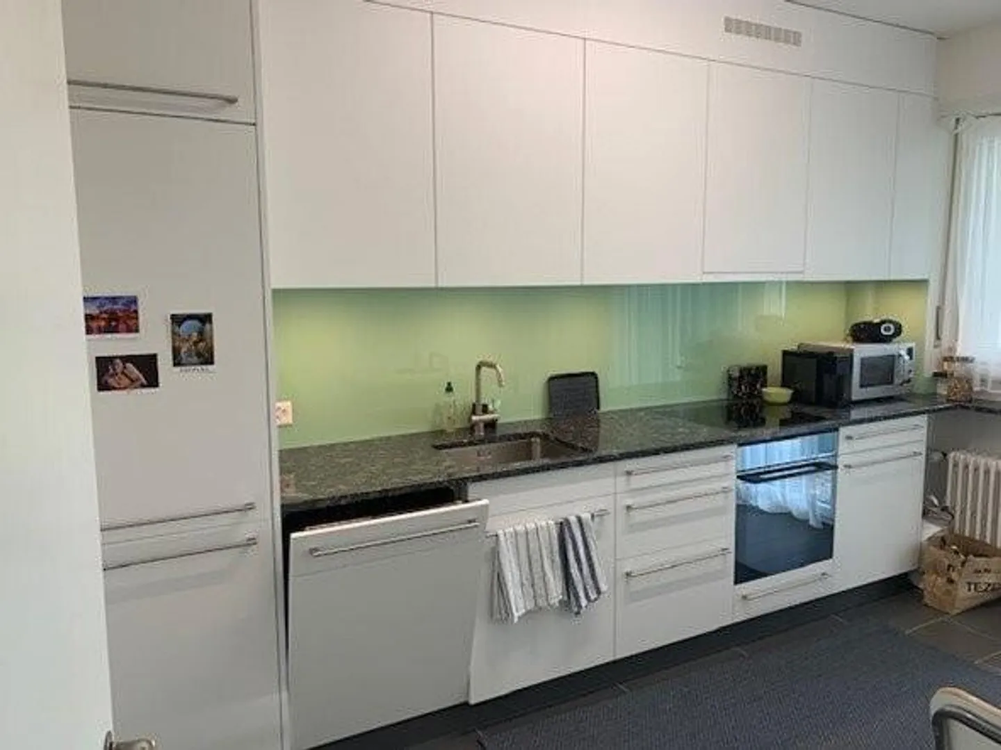 Cozy 2-room apartment with balcony in a central location - Photo 2 of 3