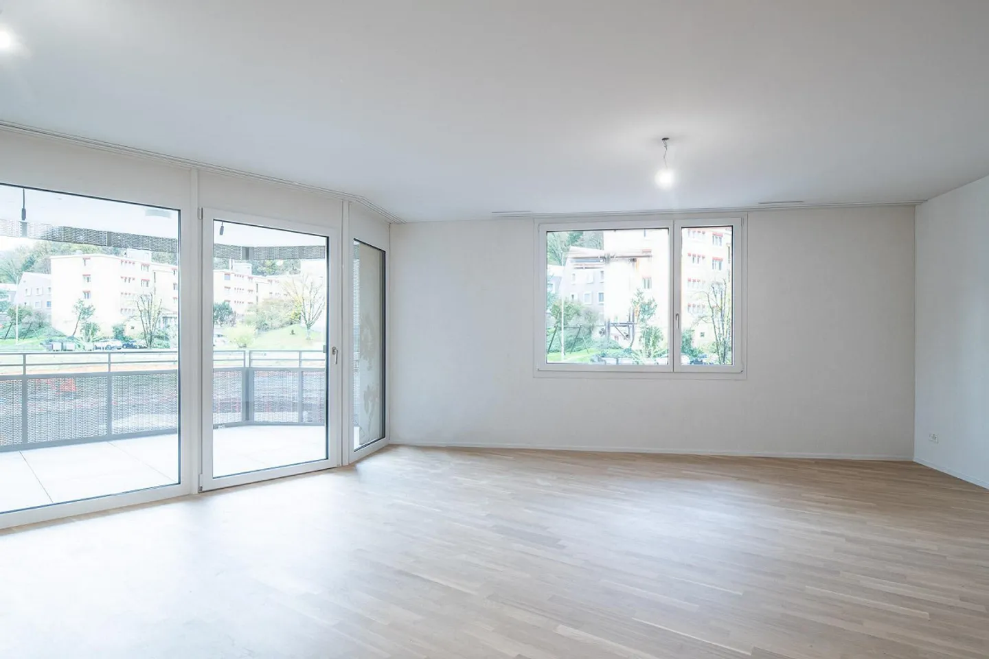 Entre la ville et la nature - Appartement neuf de 2,5 pièces au Breitipark ! - Photo 4 sur 11