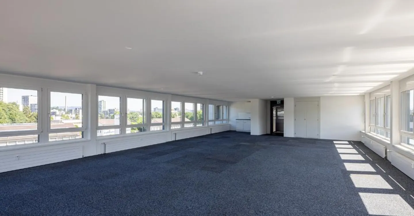 Ufficio Attico Elegante con Terrazza - Foto 2 di 10