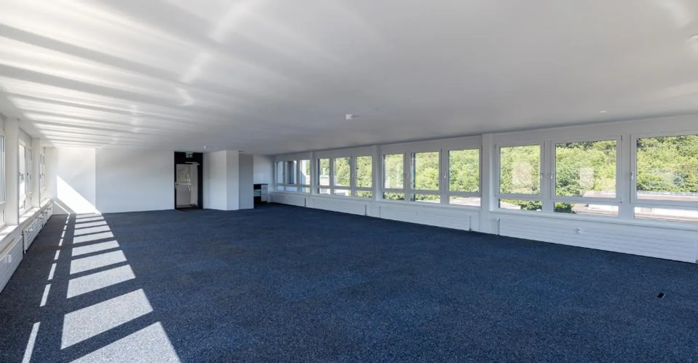 Ufficio Attico Elegante con Terrazza - Foto 4 di 10