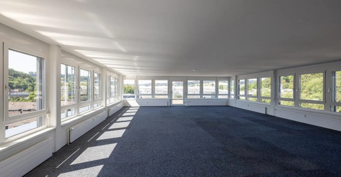 Ufficio Attico Elegante con Terrazza - Foto 3 di 10