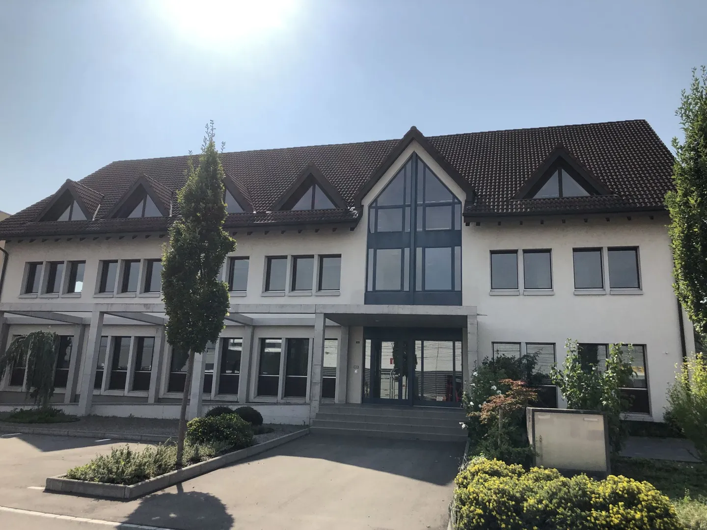 Büro- / Gewerberäume an bester Lage zu vermieten - Foto 1 von 10