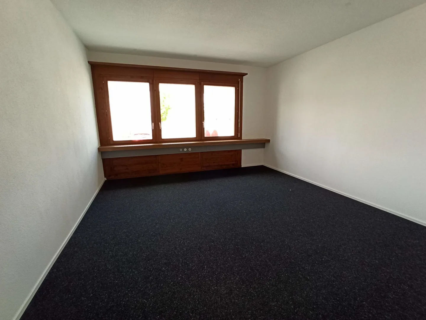 Büro- / Gewerberäume an bester Lage zu vermieten - Foto 8 von 10