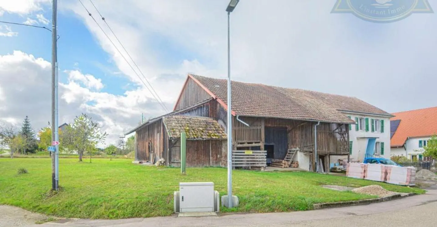 Maison Charmante avec Grange - Photo 1 sur 13