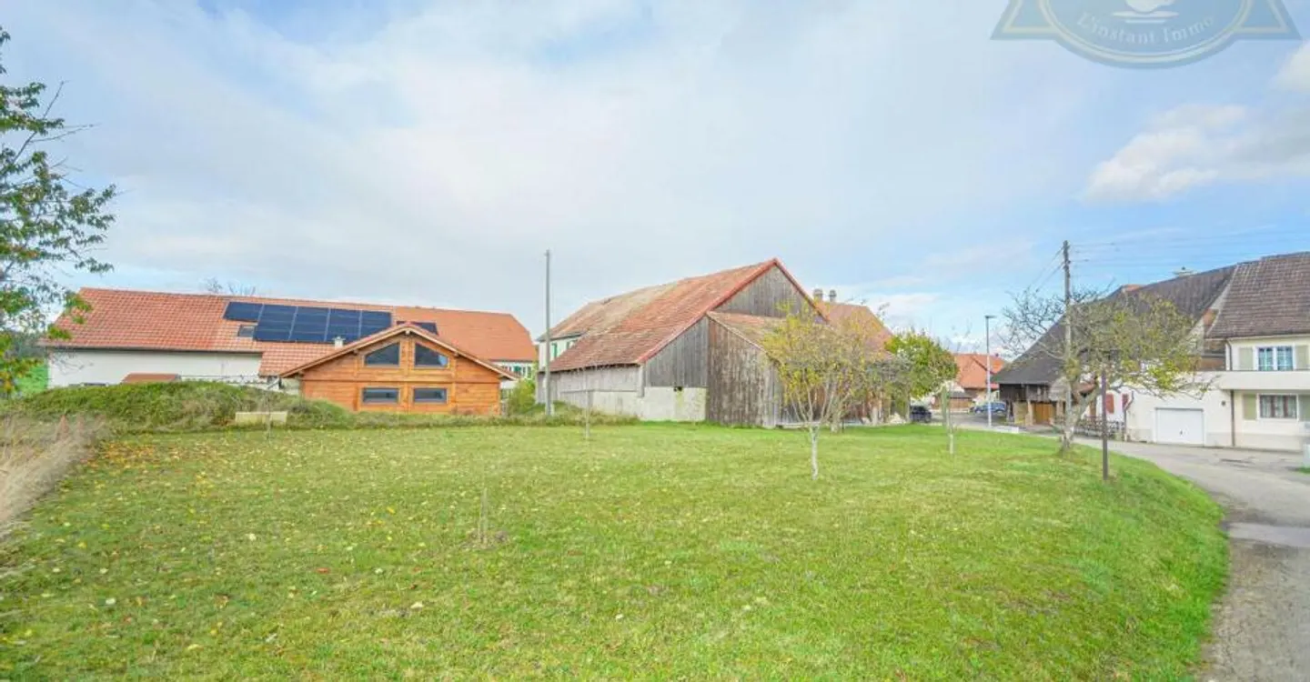 Maison Charmante avec Grange - Photo 3 sur 13