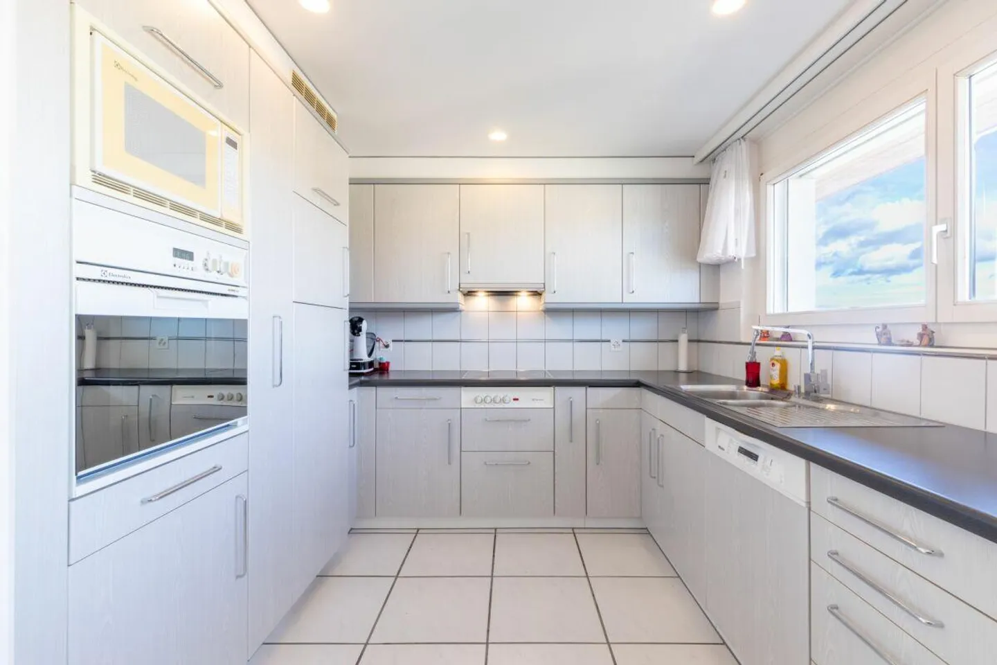 Geniale Maisonette-Dachwohnung mit Galerie - Foto 5 von 12