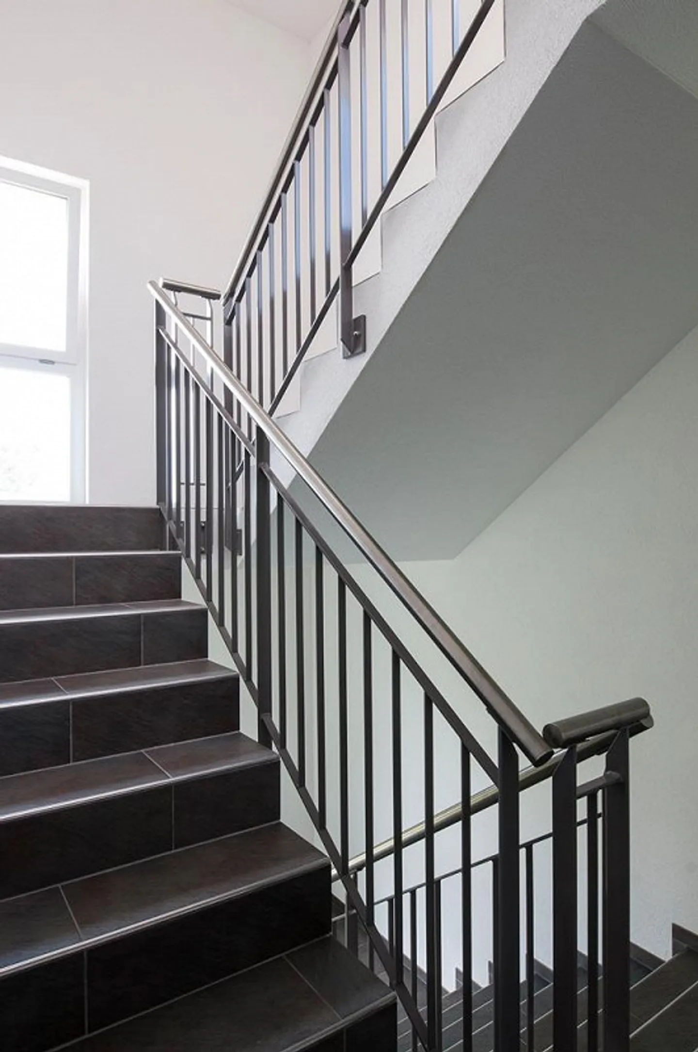 Appartement confortable de 3,5 pièces avec balcon - Photo 11 sur 13