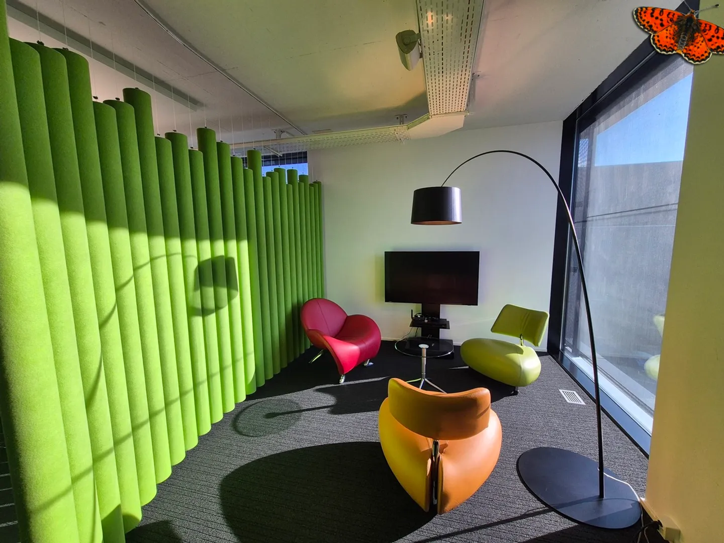 OPPORTUNITY - LARGE OFFICES FOR RENT - BULLE - Photo 5 of 20