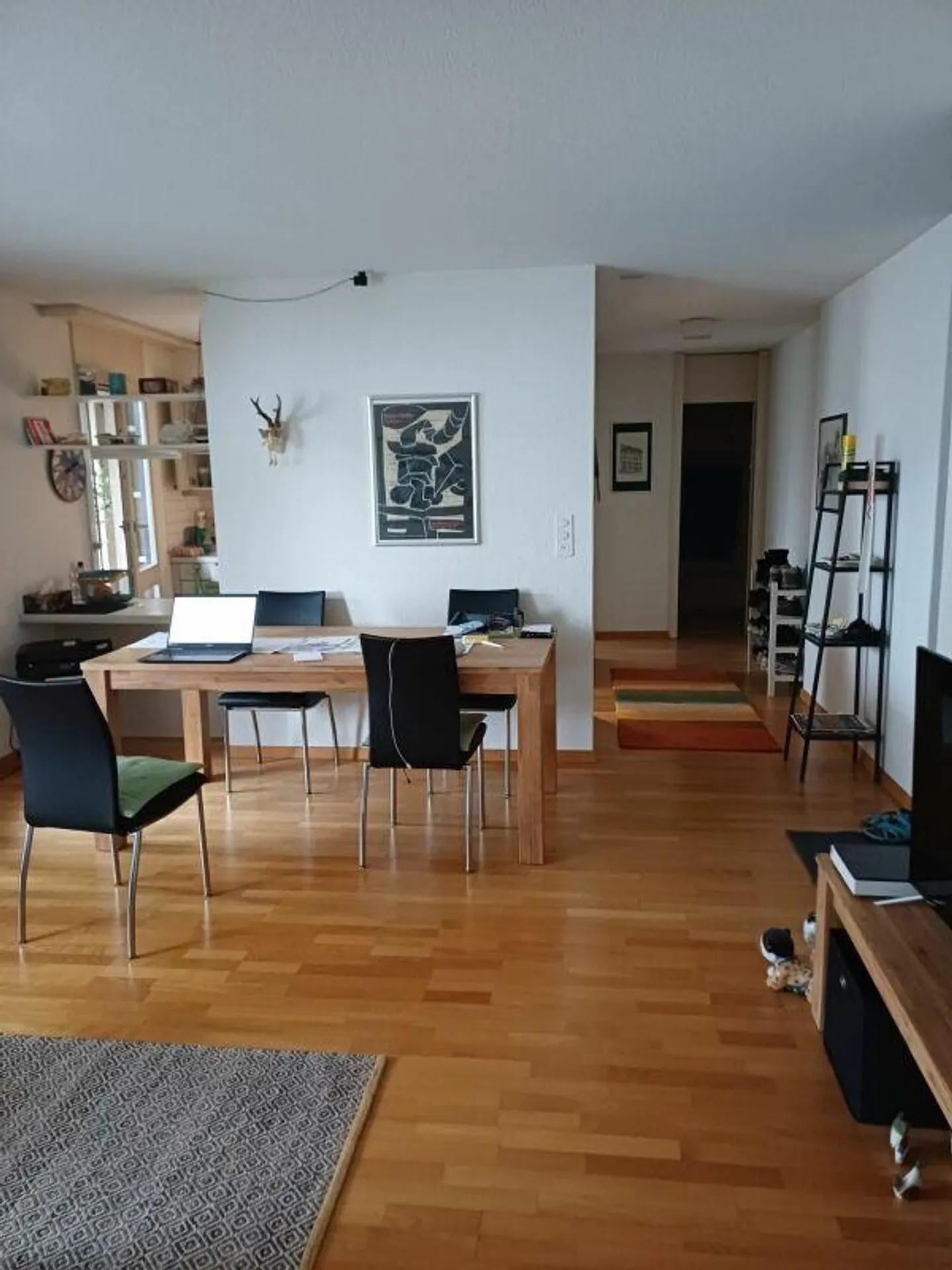 Appartement spacieux avec balcon - Photo 3 sur 10