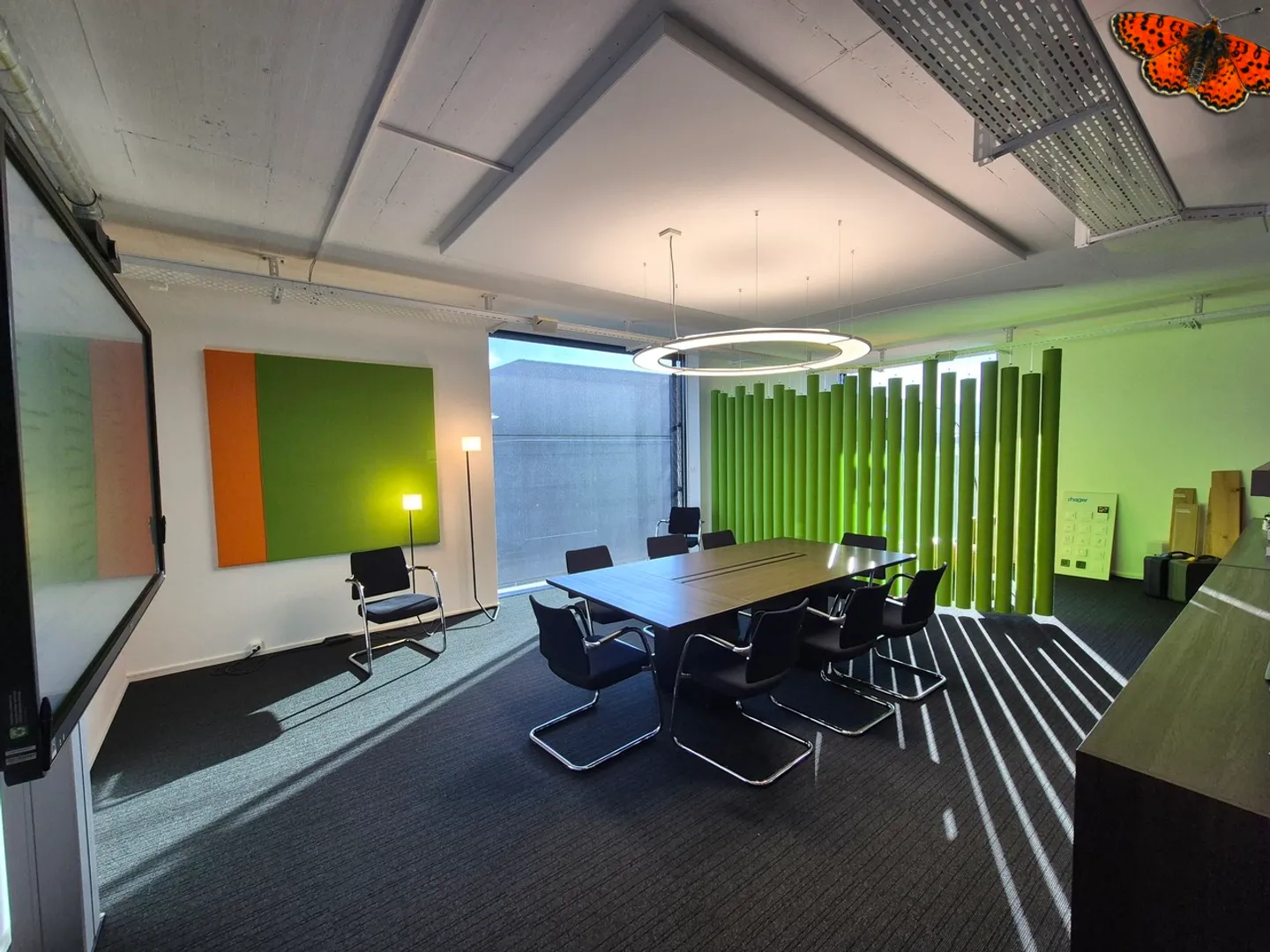 OPPORTUNITY - LARGE OFFICES FOR RENT - BULLE - Photo 6 of 20