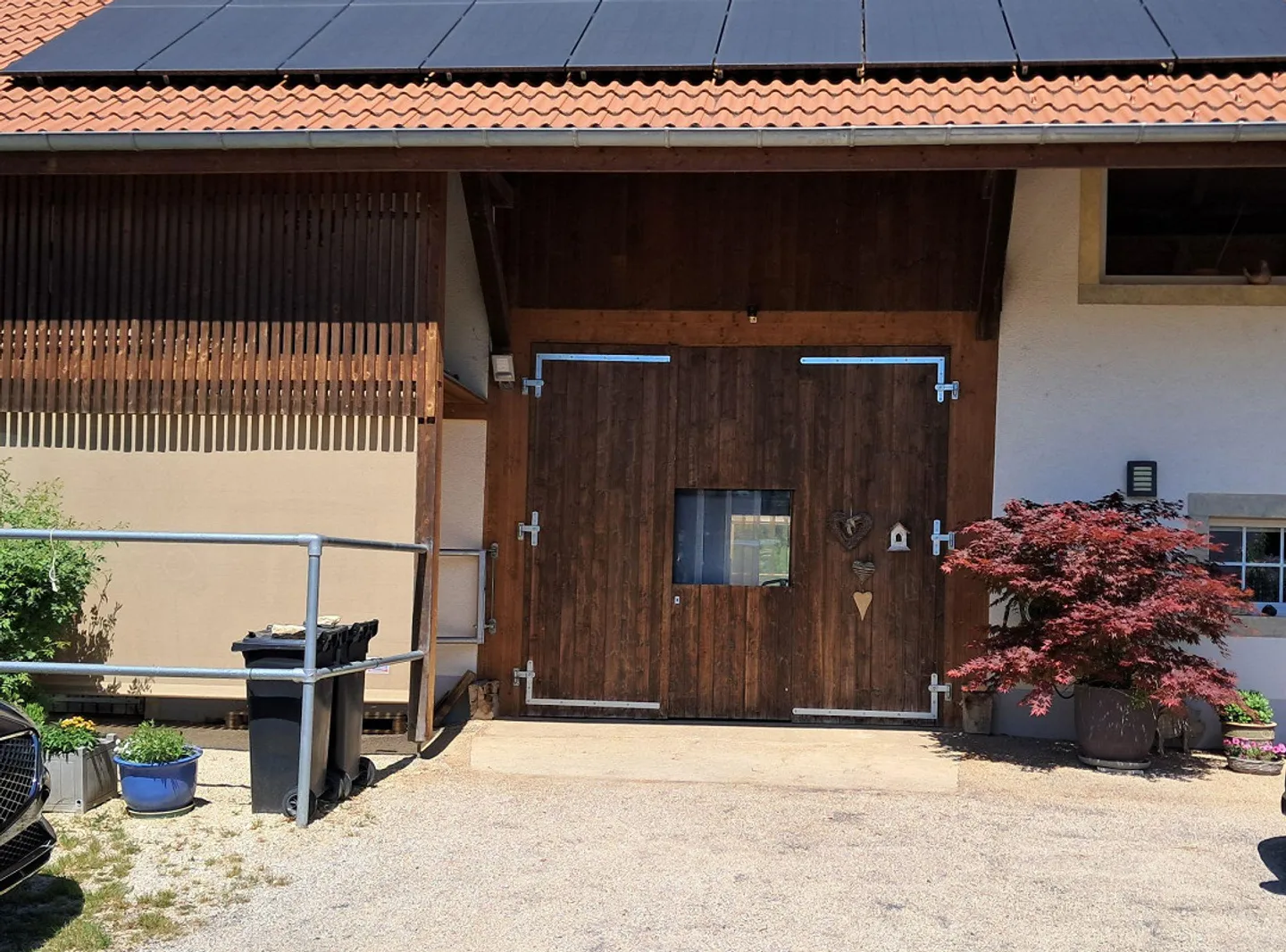 Renovated farmhouse with horse boxes, sand area and pasture - Photo 19 of 22
