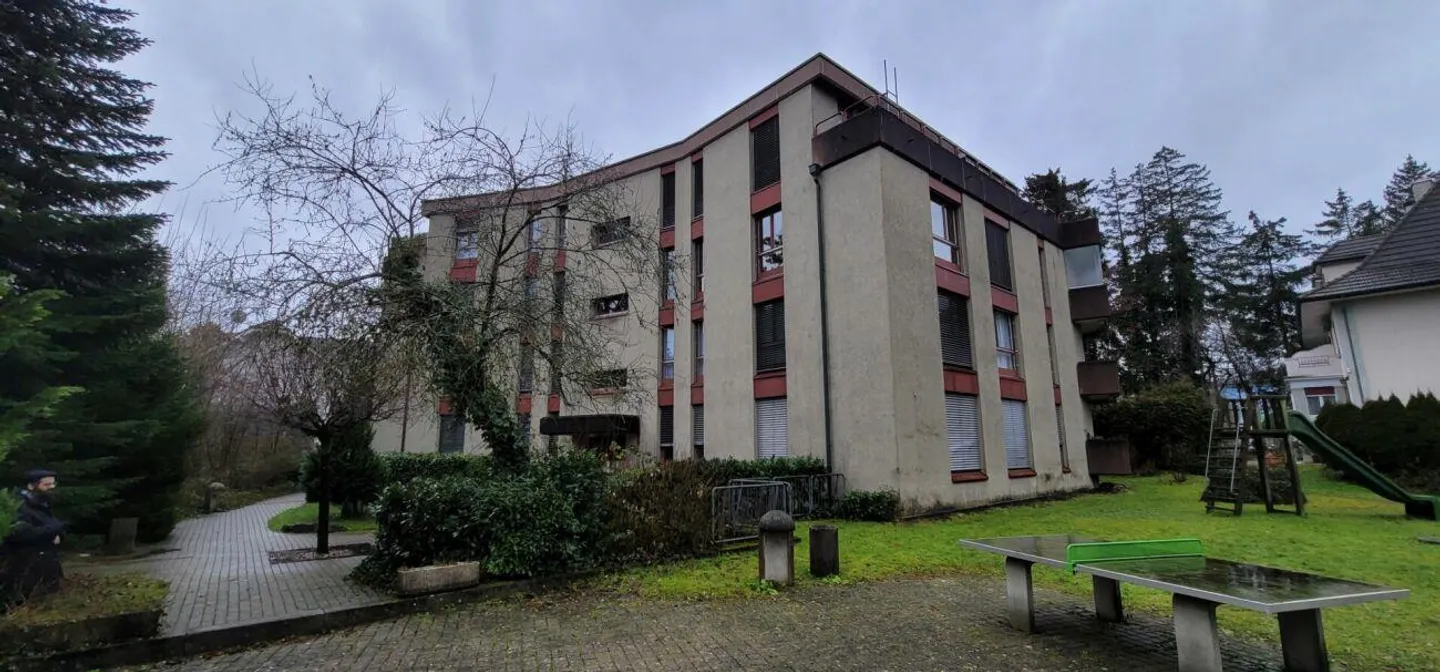 Appartement spacieux avec balcon - Photo 1 sur 10