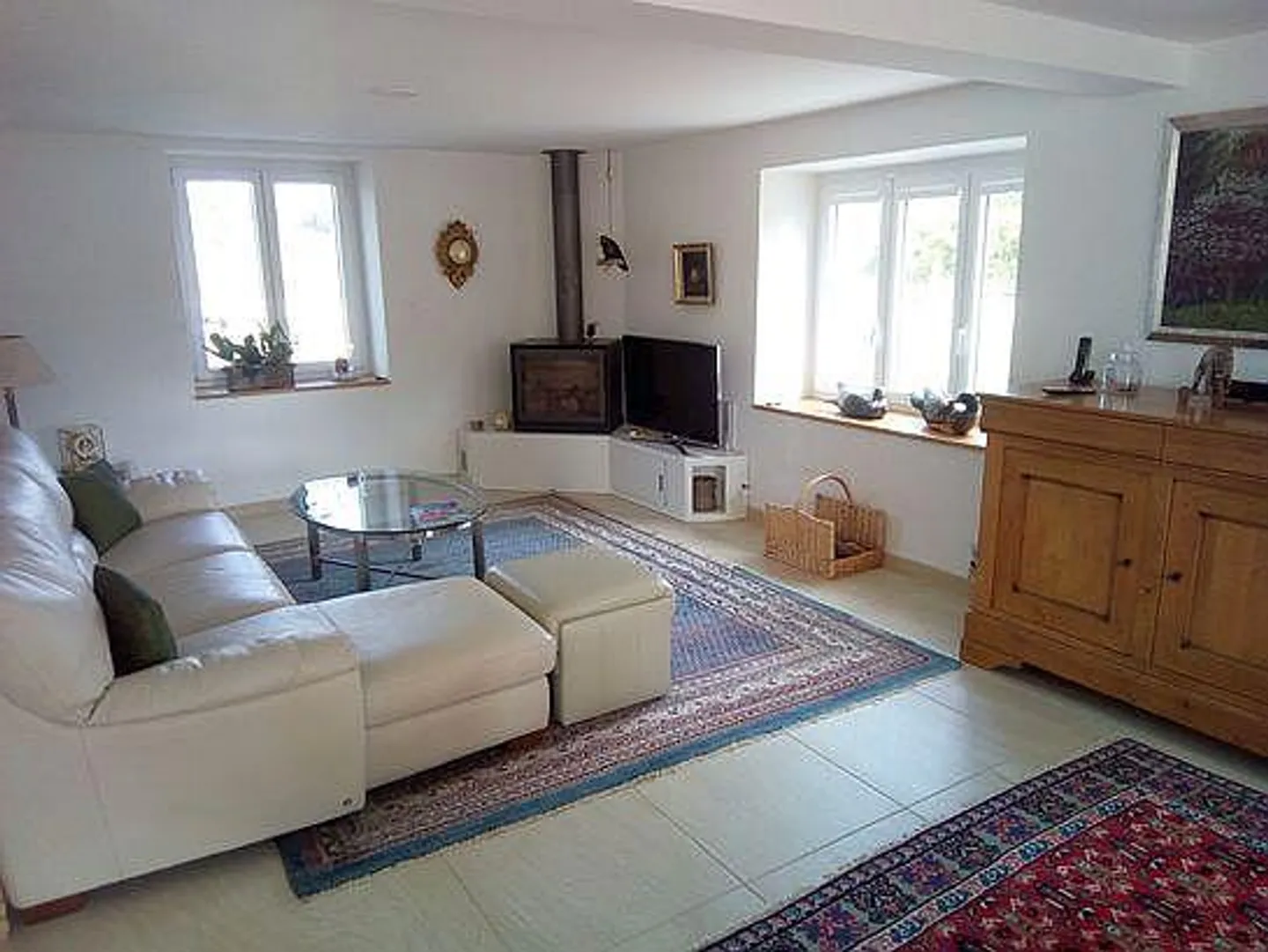 Renovated farmhouse with horse boxes, sand area and pasture - Photo 10 of 22