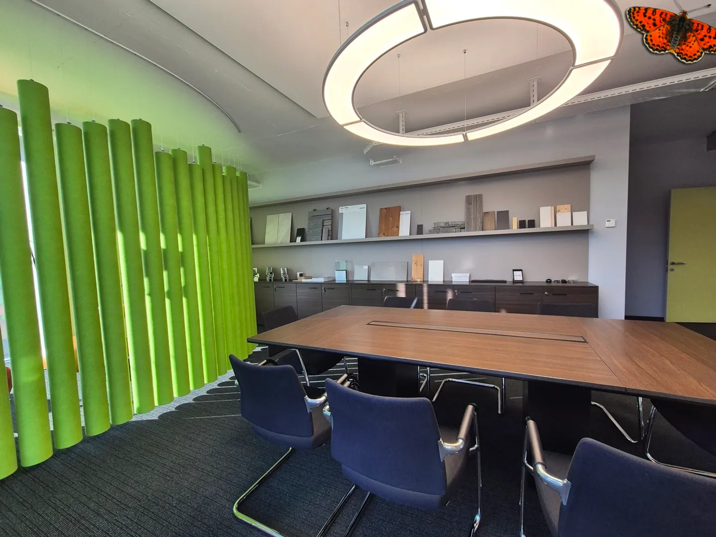 OPPORTUNITY - LARGE OFFICES FOR RENT - BULLE - Photo 10 of 20