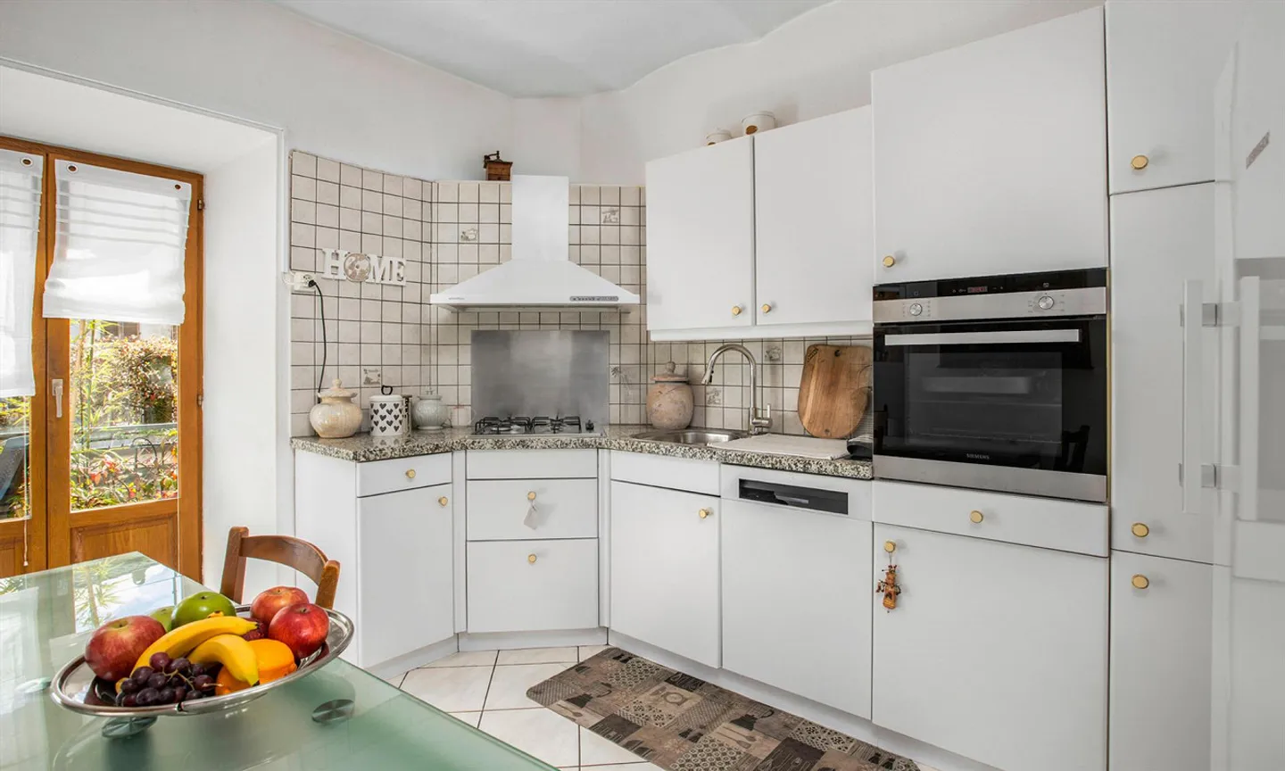 Casa Charmante con Terrazza a Curio - Foto 10 di 13