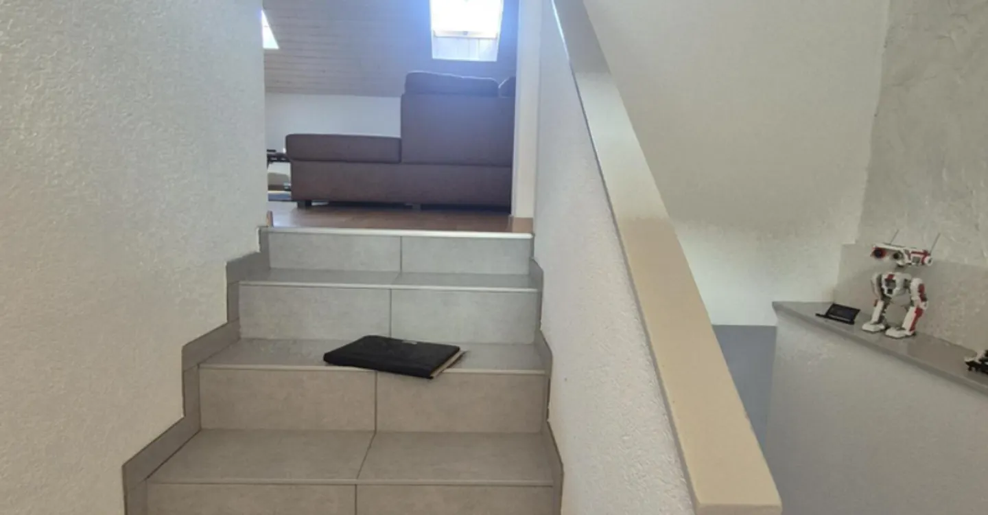 Appartement Duplex Charmant à Orbe - Photo 4 sur 6