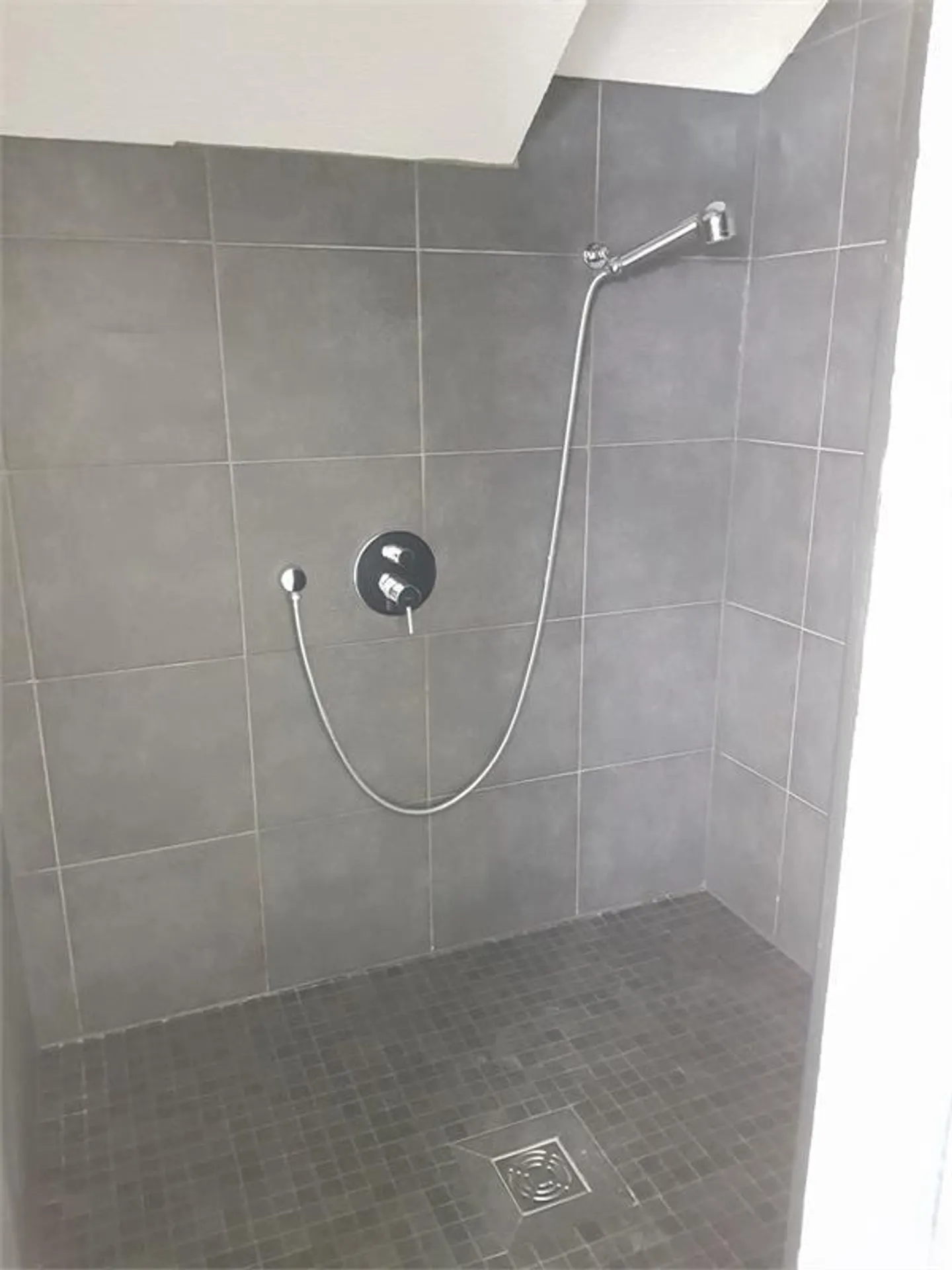 3.5-Zimmer-Dachwohung an zentraler Lage - Foto 6 von 7