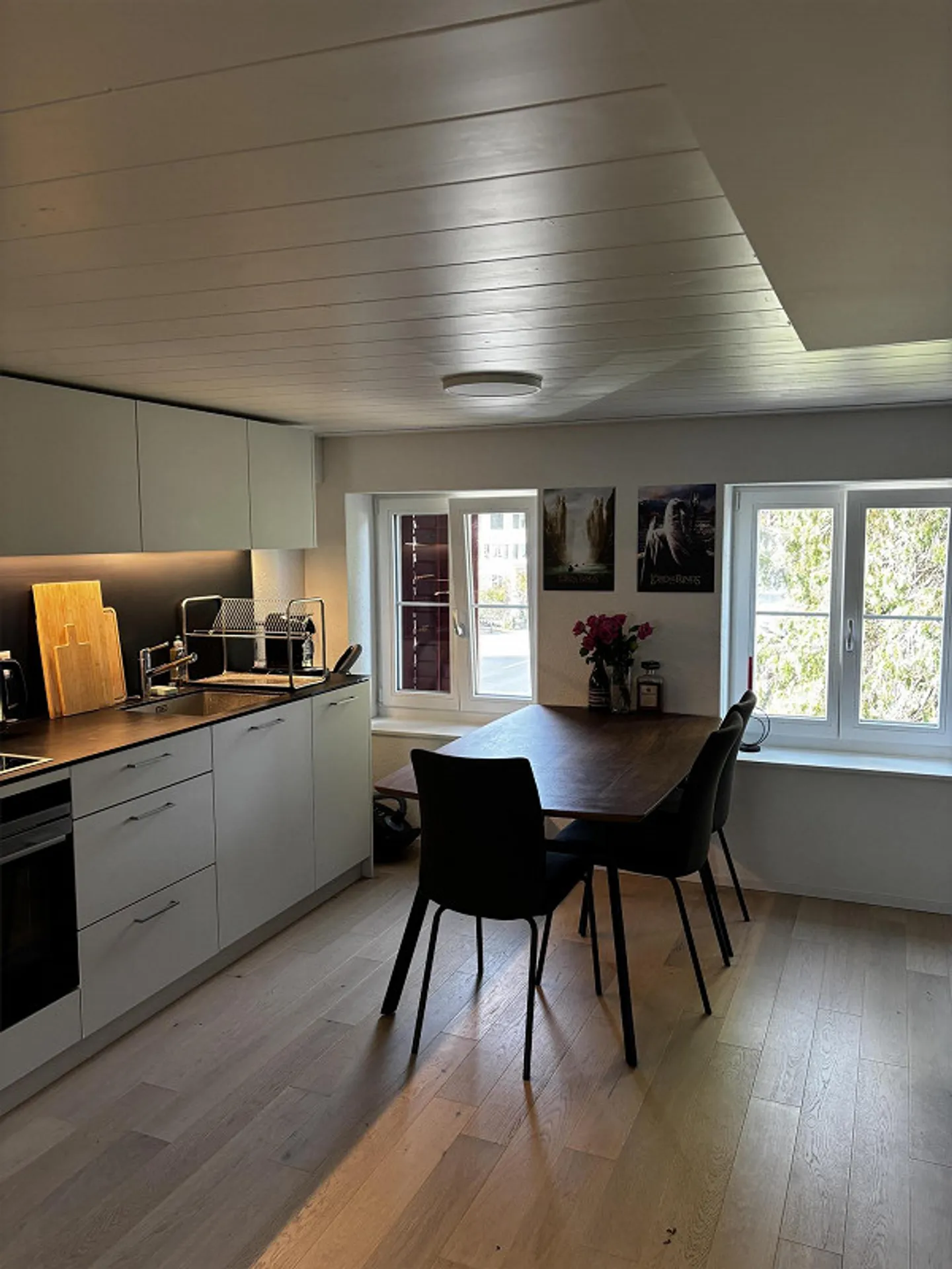 2-room flat by Lake Zurich, available from December 1, 2025 (flexible) - Photo 1 of 14