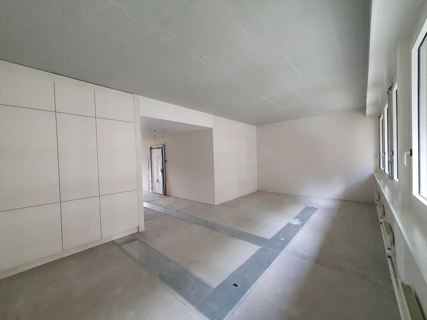 Raw office space just steps from CEVA - Photo 7 of 9