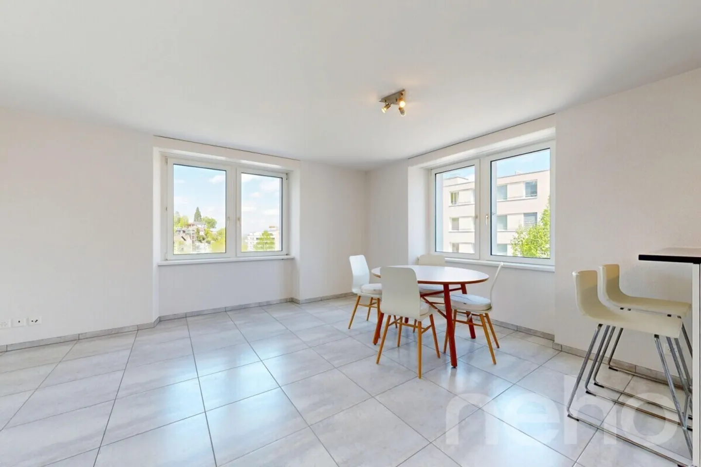 Renovierte Wohnung mit Balkon - Foto 5 von 12