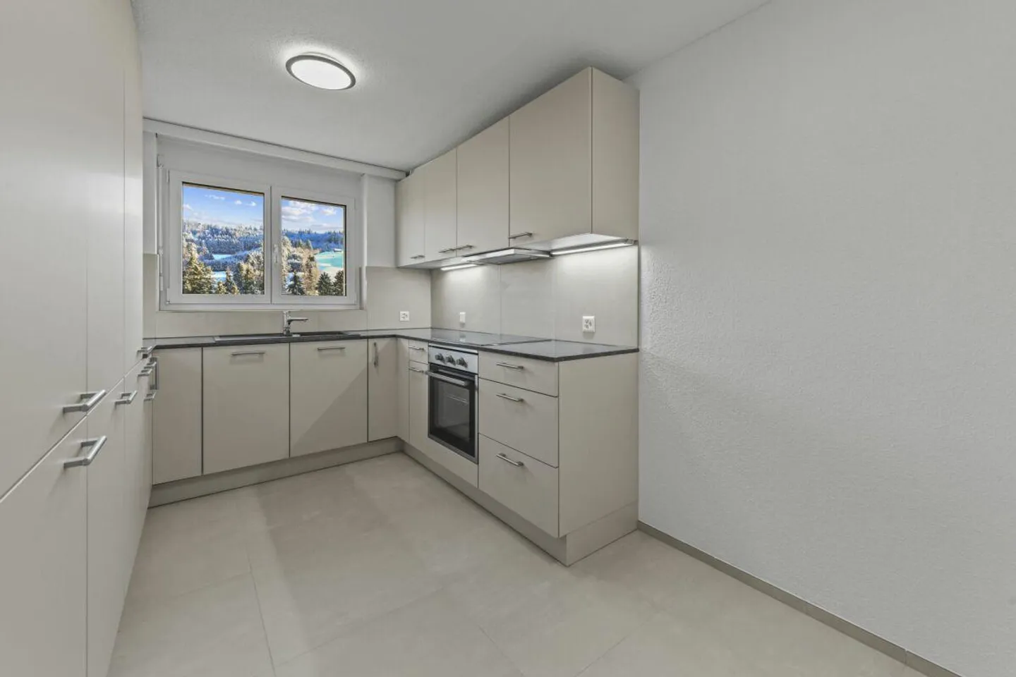 Helles Wohnerlebnis mit Aussicht & zusätzlichem Raum - perfekt für Singles & Paare - Foto 4 von 18