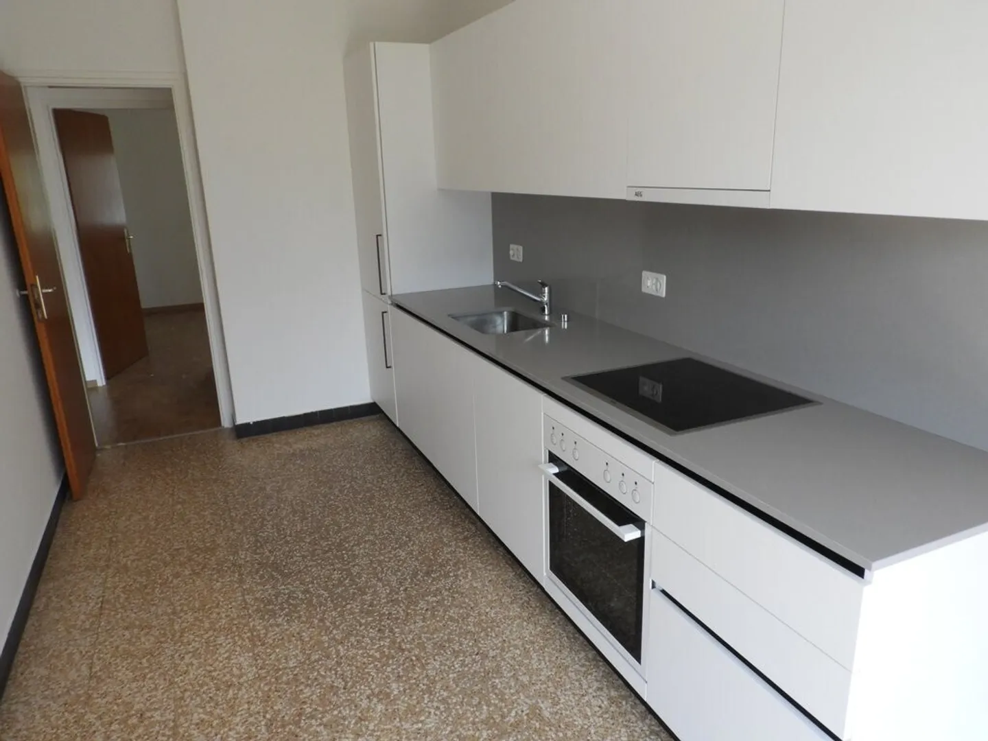 Appartamento ristrutturato nel verde - Foto 3 di 6