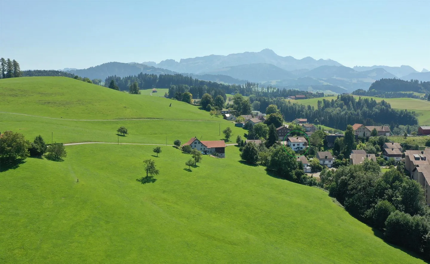 Einfamilienhaus, ruhig, gute Verkehrsanschliessung, tolle Aussicht - Foto 3 von 16