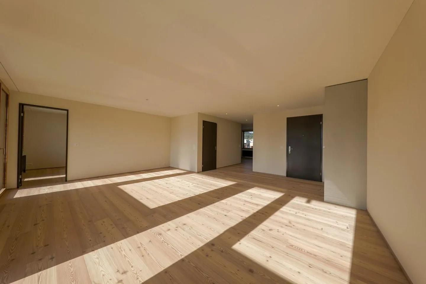 Moderne Penthouse mit Weitsicht - Foto 3 von 8