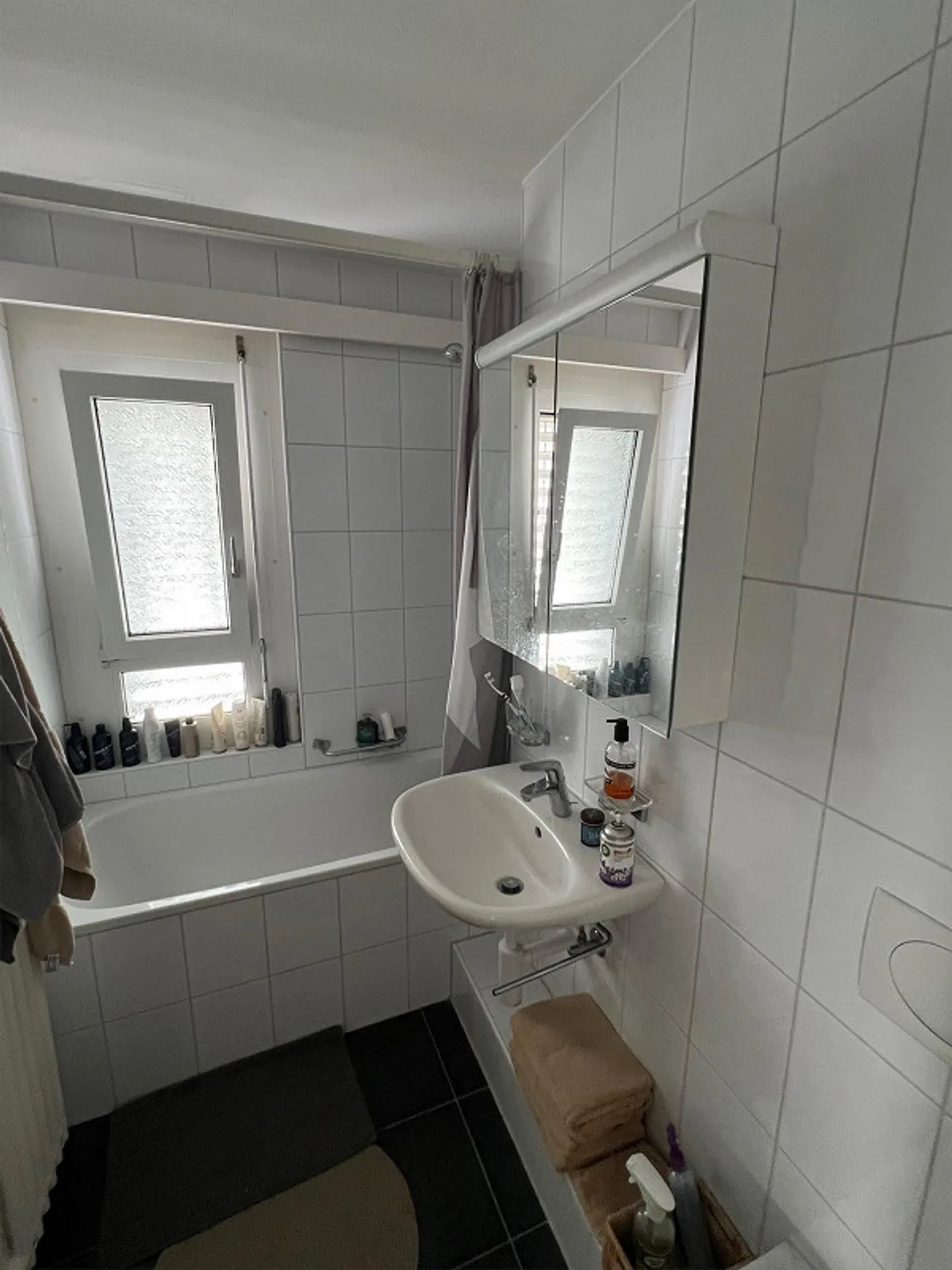 Zentrales Apartment mit Balkonen - Foto 6 von 8