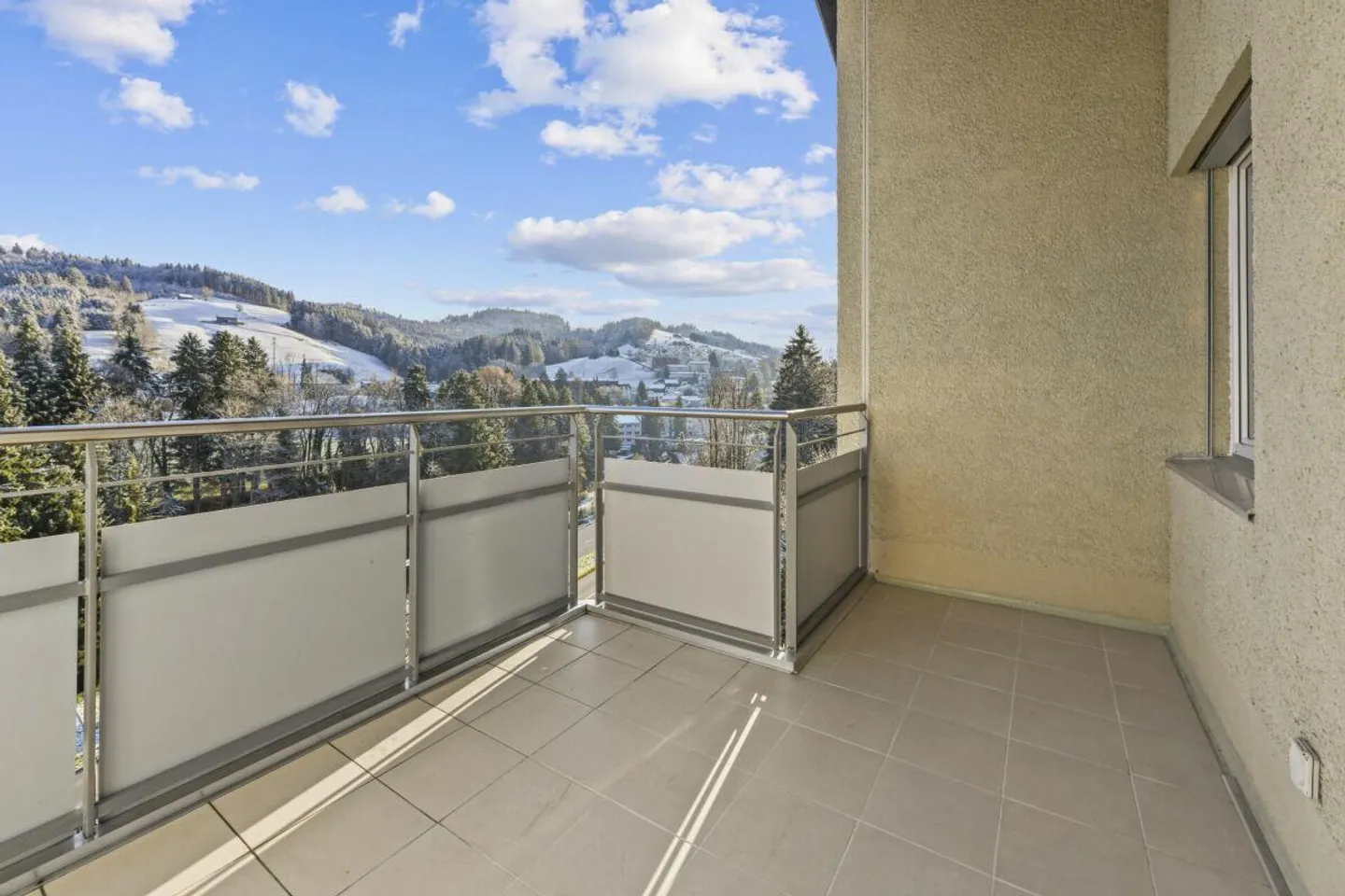 Helles Wohnerlebnis mit Aussicht & zusätzlichem Raum - perfekt für Singles & Paare - Foto 6 von 18