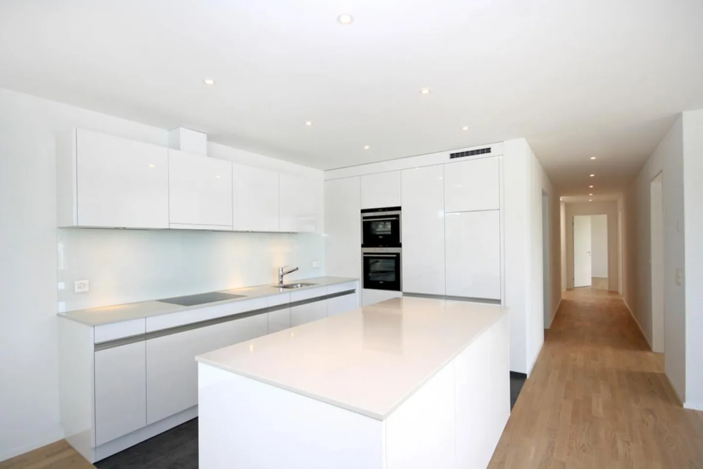 Your oasis of well-being by the lake - Living in the popular Schönbühl district - Photo 2 of 7