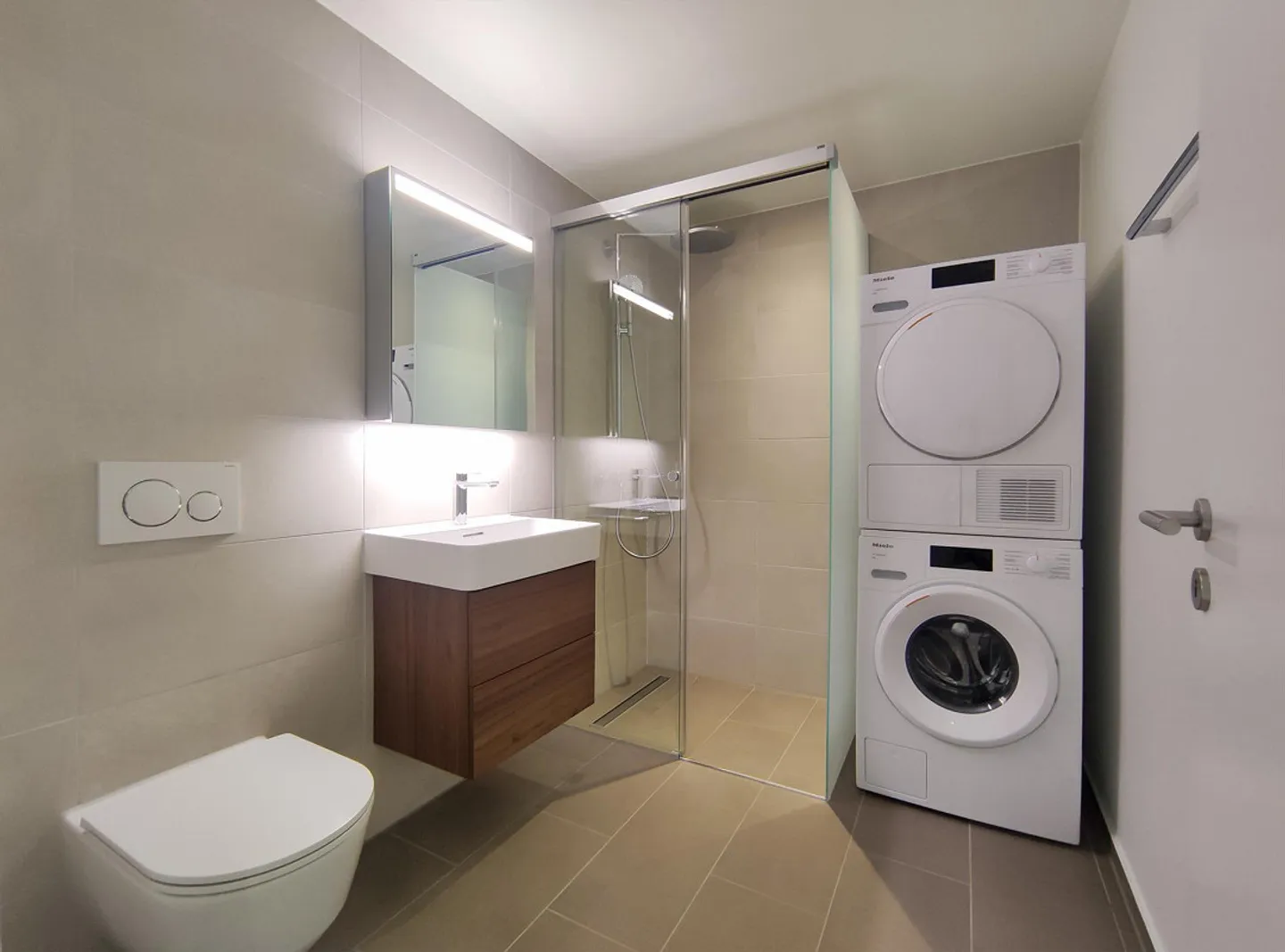 Moderne Wohnung mit exclusiver Sicht auf den Rheinfall - Foto 10 von 12