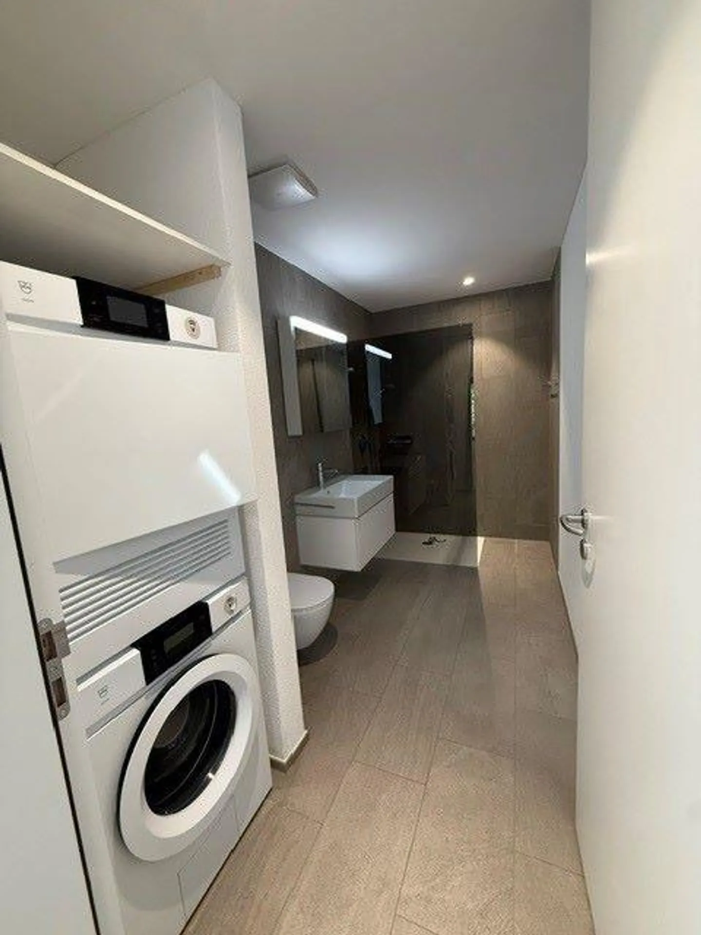 Moderne 3.5-Zimmerwohnung in Wollishofen - Foto 11 von 11