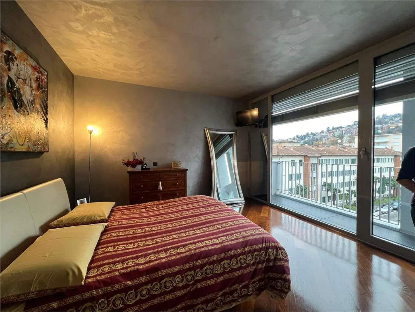 2556_Lugano, modernes Penthouse 5.5 Zimmer - Foto 7 von 12