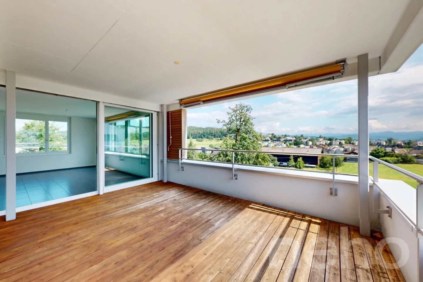 Appartement moderne avec vue imprenable - Photo 2 sur 13