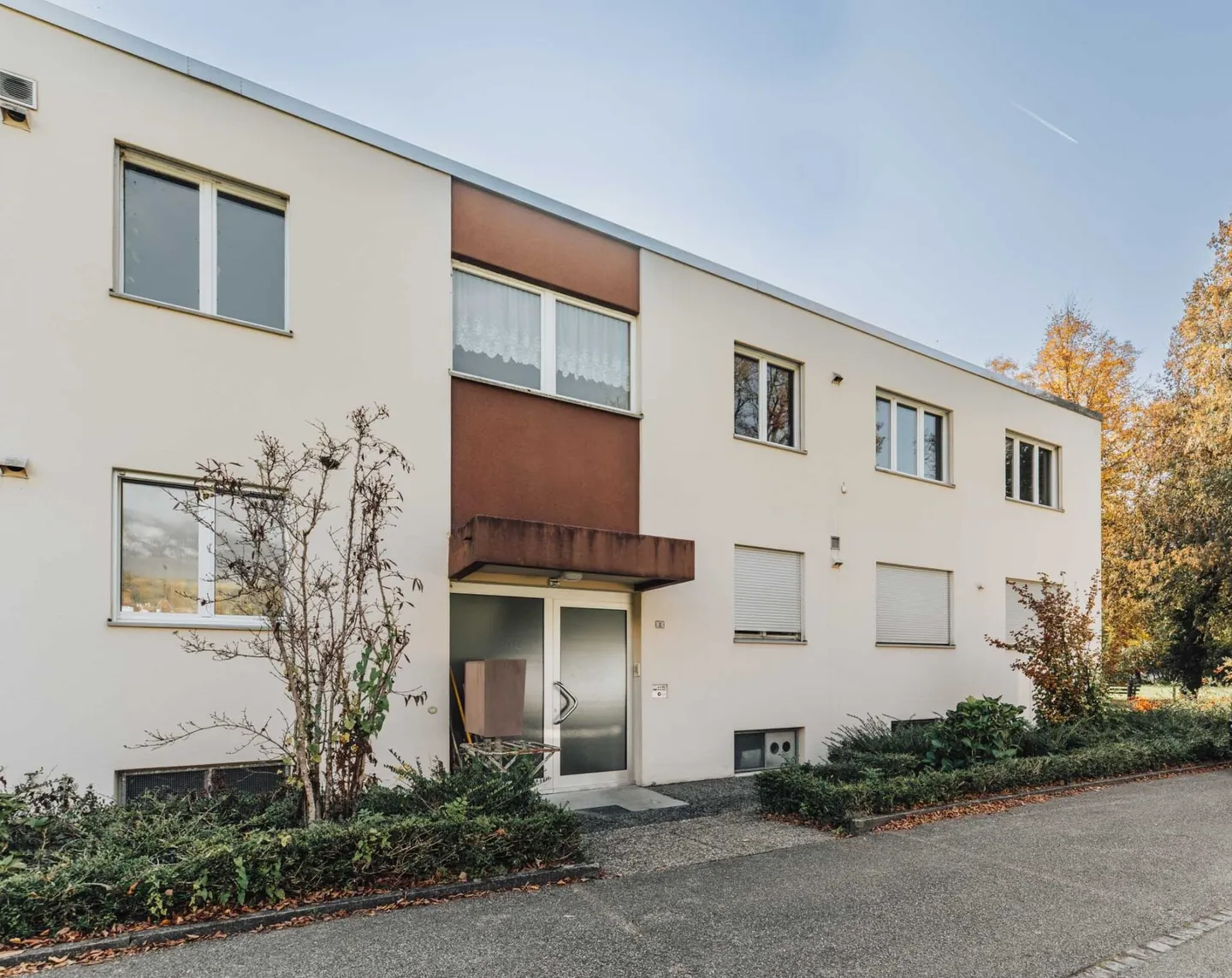 Appartement de 5 pièces en propriété à un emplacement central - Photo 2 sur 19