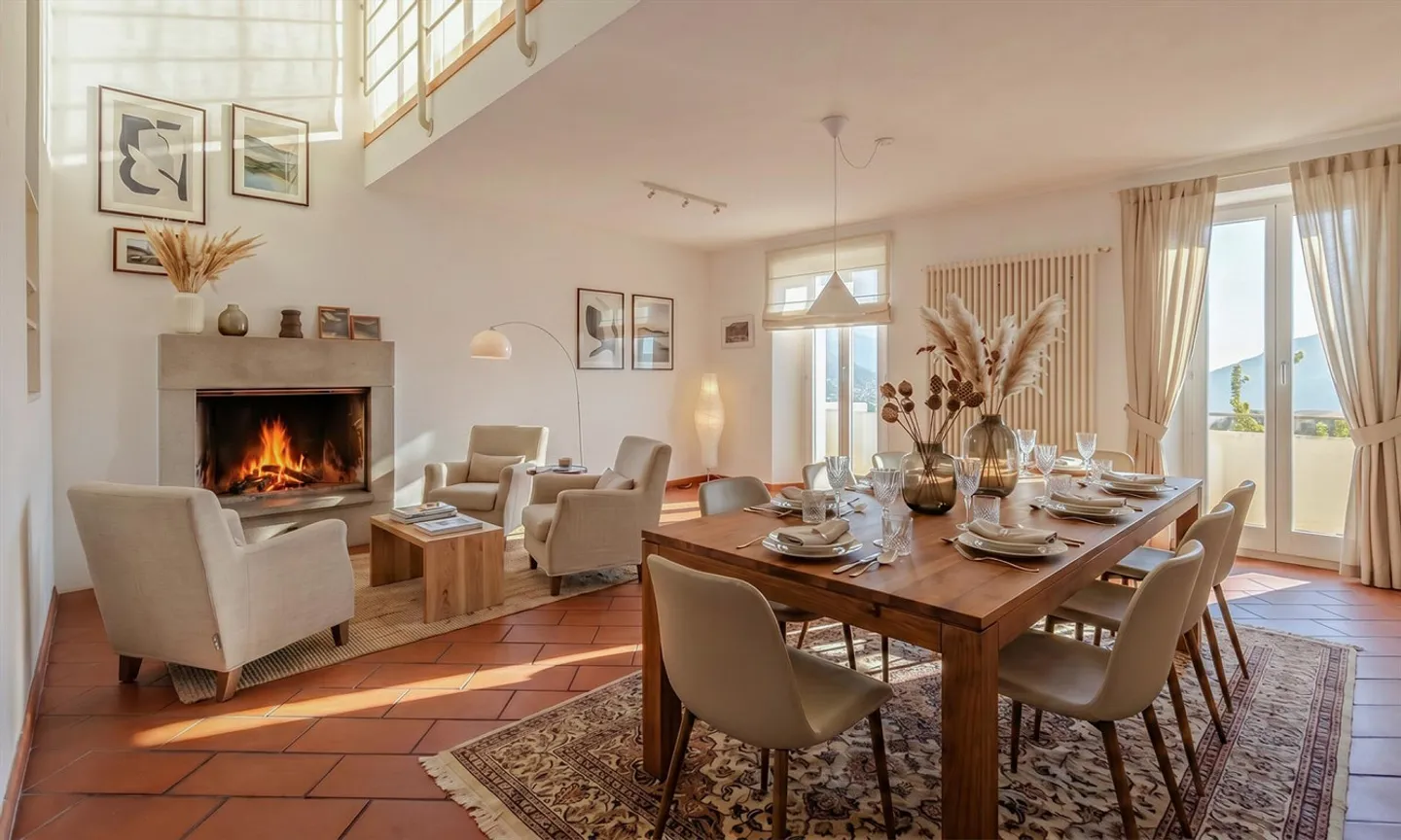 HISTORICAL RESIDENCE OF 9 ROOMS WITH PANORAMIC TERRACE IN AROGNO - Photo 1 of 9