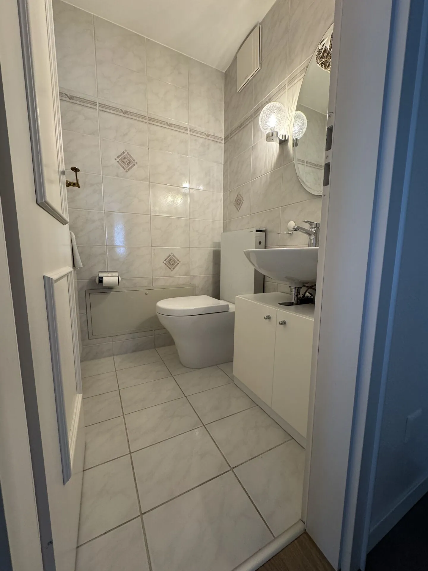 3.5 Room Condominium in Preferred Location - Photo 7 of 11