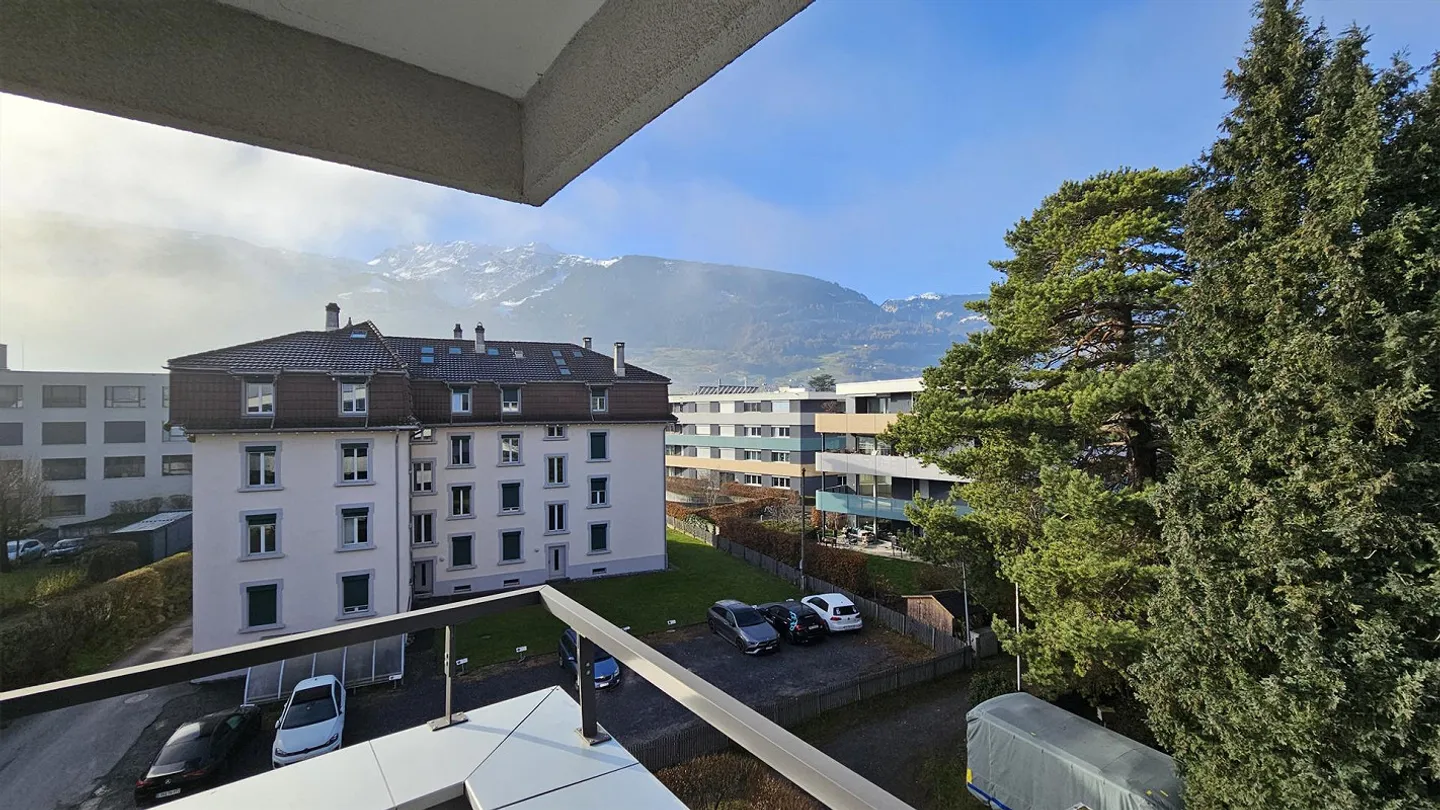 Appartement sous les toits lumineux de 4,5 pièces - Photo 10 sur 13