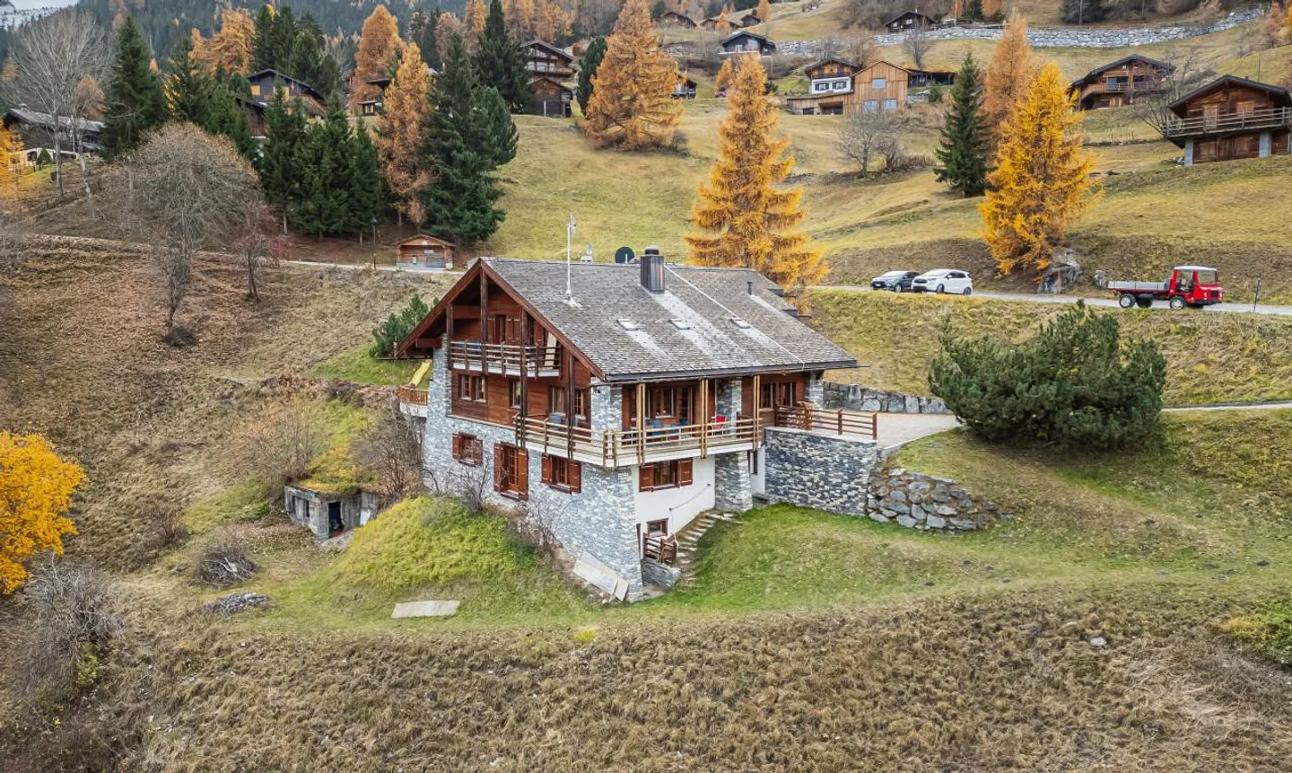 Chalet exceptionnel à La Tzoumaz - Photo 3 sur 13