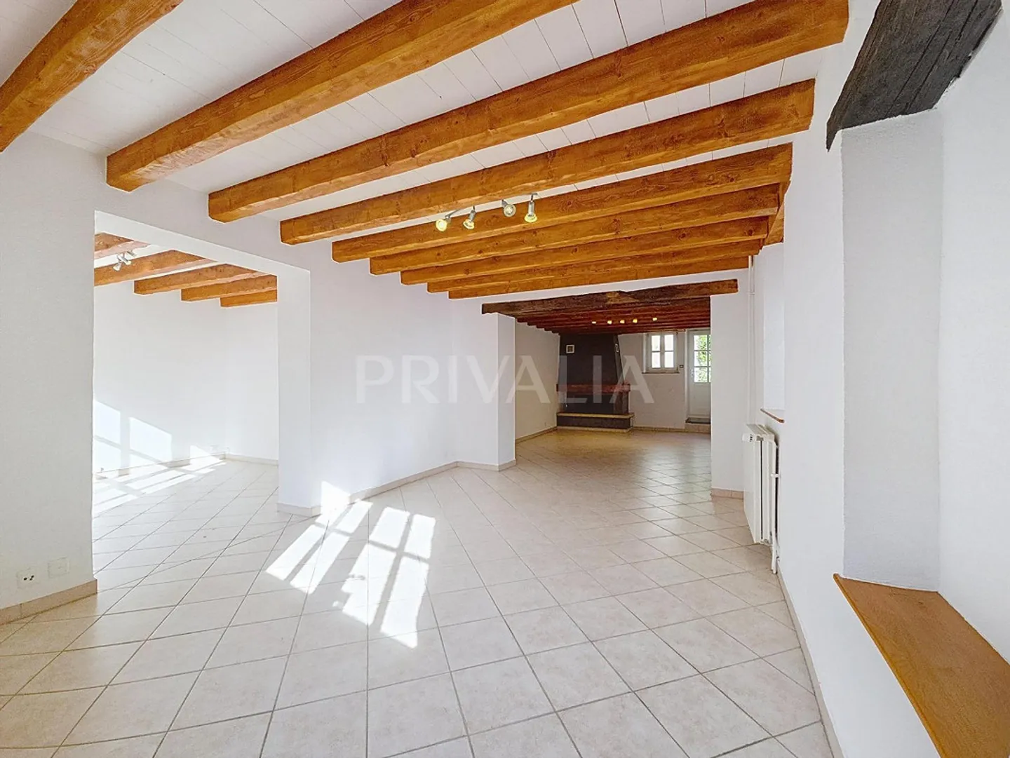 Maison villageoise récemment rénovée, au coeur de Bernex - Photo 2 sur 12